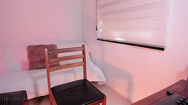 SarahCastillo  online show from 03/04/26, 03:53