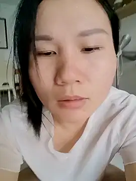 wen78759 online show from 12/22/25, 02:55