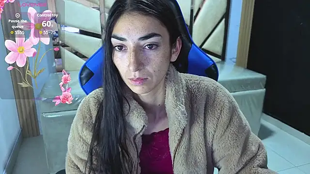 Maily a  online show from 04/18/26, 12:51