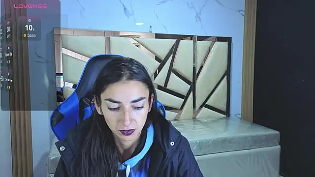 Maily a  online show from 03/21/26, 02:57