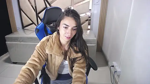 Maily a  online show from 11/27/25, 02:45