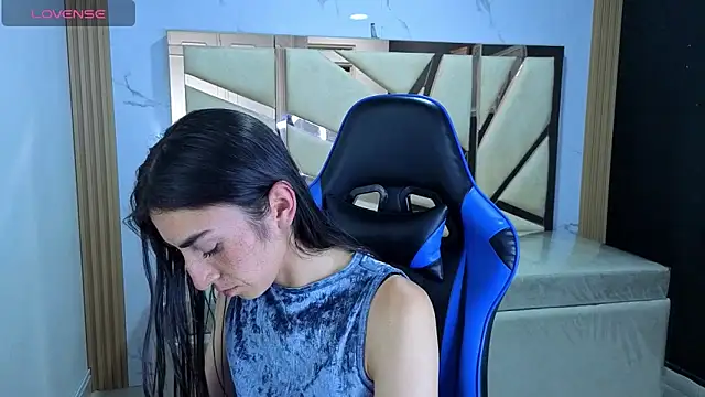 Snapshot of Maily_a_ chatting on 02/28/26, 03:06 Maily a online show from 02/28/26, 03:06