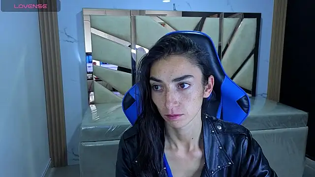 Snapshot of Maily_a_ chatting on 03/01/26, 12:38 Maily a online show from 03/01/26, 12:38