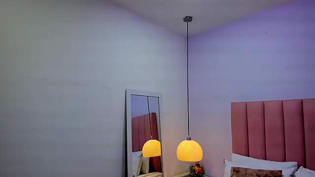 Amy Ferreira online show from 11/09/25, 02:59