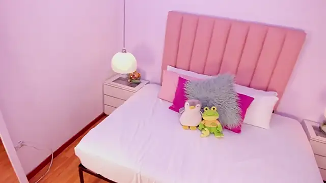 Amy Ferreira online show from 11/23/25, 12:42