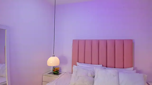 Amy Ferreira online show from 10/25/25, 11:05