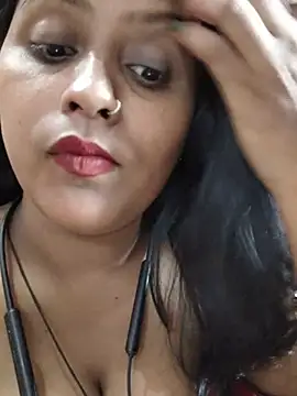 Snapshot of Jasmine_Januja chatting on 06/25/26, 03:48 Jasmine Januja online show from 06/25/26, 03:48