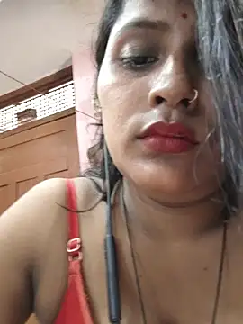 Snapshot of Jasmine_Januja chatting on 06/25/26, 05:12 Jasmine Januja online show from 06/25/26, 05:12