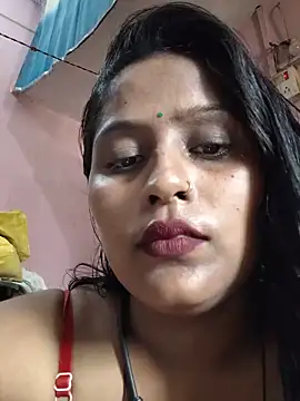 Snapshot of Jasmine_Januja chatting on 06/03/26, 02:01 Jasmine Januja online show from 06/03/26, 02:01