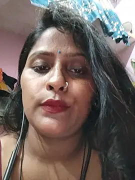 Snapshot of Jasmine_Januja chatting on 06/20/26, 02:11 Jasmine Januja online show from 06/20/26, 02:11