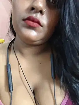 Snapshot of Jasmine_Januja chatting on 07/06/26, 01:56 Jasmine Januja online show from 07/06/26, 01:56