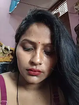 Snapshot of Jasmine_Januja chatting on 06/19/26, 01:11 Jasmine Januja online show from 06/19/26, 01:11