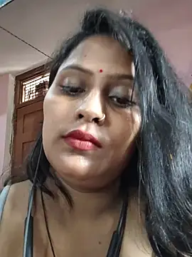 Snapshot of Jasmine_Januja chatting on 06/13/26, 02:20 Jasmine Januja online show from 06/13/26, 02:20