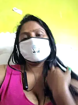 Jasmine Januja online show from 01/12/26, 06:09