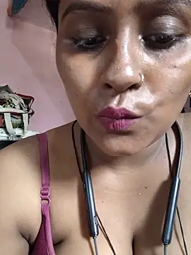 Jasmine Januja online show from 05/20/26, 02:52