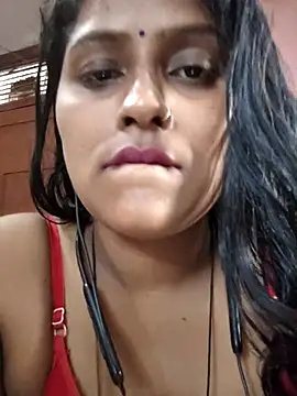 Jasmine Januja online show from 05/15/26, 11:25
