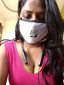 Jasmine Januja online show from 01/11/26, 06:42