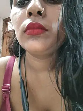 Snapshot of Jasmine_Januja chatting on 07/02/26, 01:17 Jasmine Januja online show from 07/02/26, 01:17