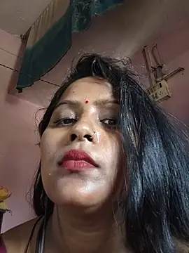 Snapshot of Jasmine_Januja chatting on 06/21/26, 02:39 Jasmine Januja online show from 06/21/26, 02:39