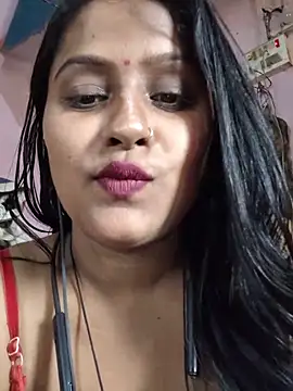 Jasmine Januja online show from 05/25/26, 01:27