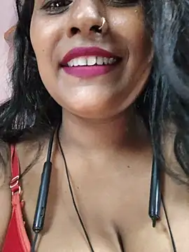 Snapshot of Jasmine_Januja chatting on 07/17/26, 01:47 Jasmine Januja online show from 07/17/26, 01:47