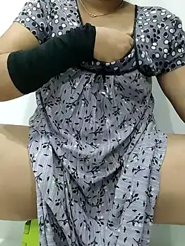 Snapshot of telugu_honey1 chatting on 02/28/26, 06:29 telugu honey1 online show from 02/28/26, 06:29