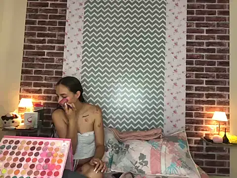 KaMila M00N online show from 09/24/25, 03:07