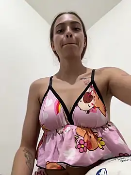 KaMila M00N online show from 02/06/26, 05:47