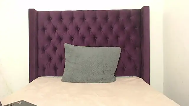 KaMila M00N online show from 02/26/26, 04:40