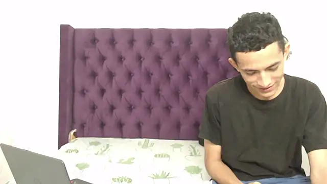 KaMila M00N online show from 01/07/26, 04:23