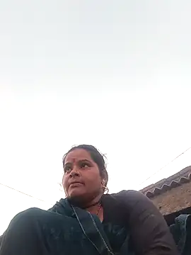 Snapshot of Sh_kiyara chatting on 09/26/25, 12:45 Sh kiyara online show from 09/26/25, 12:45