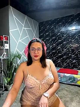 1aquaticangel69 online show from 11/21/25, 04:39