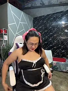 1aquaticangel69 online show from 11/28/25, 06:41