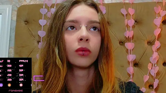 CoraVex online show from 03/19/26, 04:56