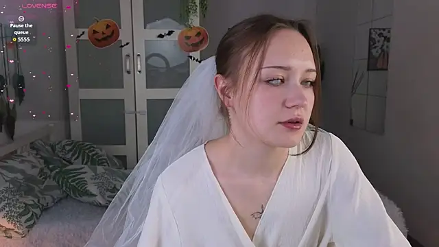 selin selin online show from 10/31/25, 05:26