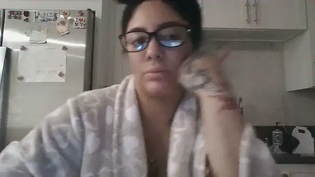 Dallasstar online show from 11/06/25, 08:51