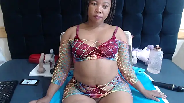 massive booty25 online show from 02/11/26, 06:02