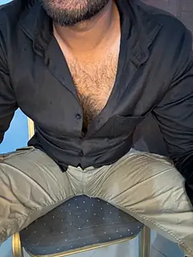 Snapshot of yourhoneyx1 chatting on 11/02/25, 05:56 yourhoneyx1 online show from 11/02/25, 05:56