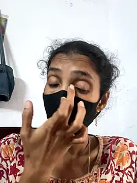 sweetreddy-02 online show from 10/24/25, 06:34