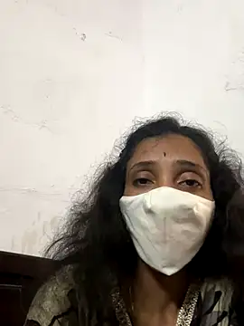 sweetreddy-02 online show from 10/25/25, 06:01