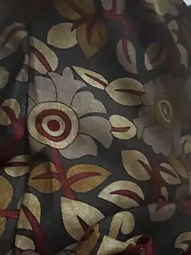 sweetreddy-02 online show from 12/05/25, 07:51