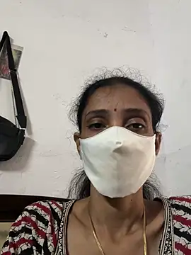 sweetreddy-02 online show from 11/26/25, 04:56