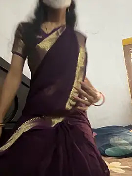 sweetreddy-02 online show from 10/26/25, 10:37