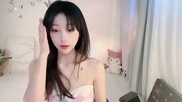 ai-ai-mi online show from 10/24/25, 01:48