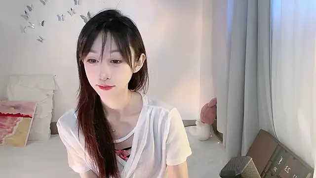 ai-ai-mi online show from 10/30/25, 03:27