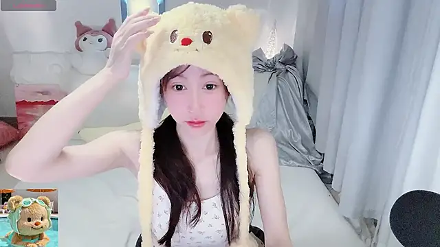 ai-ai-mi online show from 04/17/26, 02:36