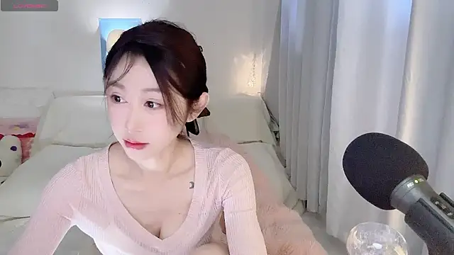 ai-ai-mi online show from 03/24/26, 02:33