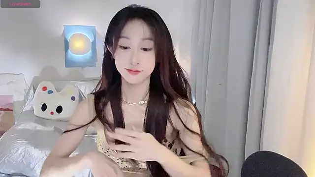 Snapshot of ai-ai-mi chatting on 05/07/26, 09:29 ai-ai-mi online show from 05/07/26, 09:29