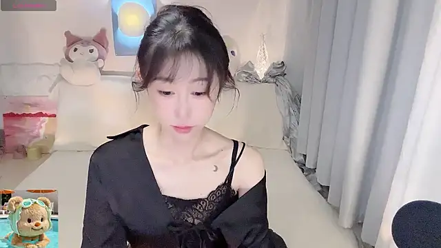 ai-ai-mi online show from 04/14/26, 01:38