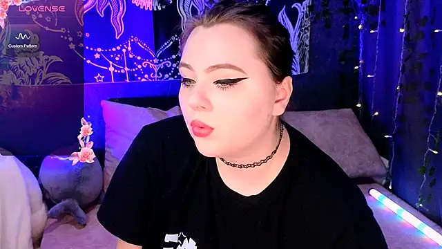 Marshmallowbeauty online show from 10/26/25, 07:03